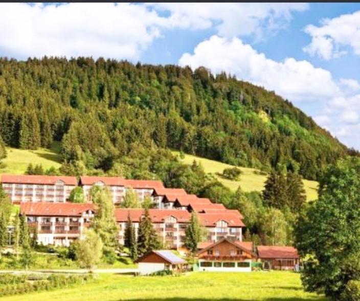 Fewo Alpenwiese Mit Hallenbad&Sauna Missen-Wilhams Luaran gambar
